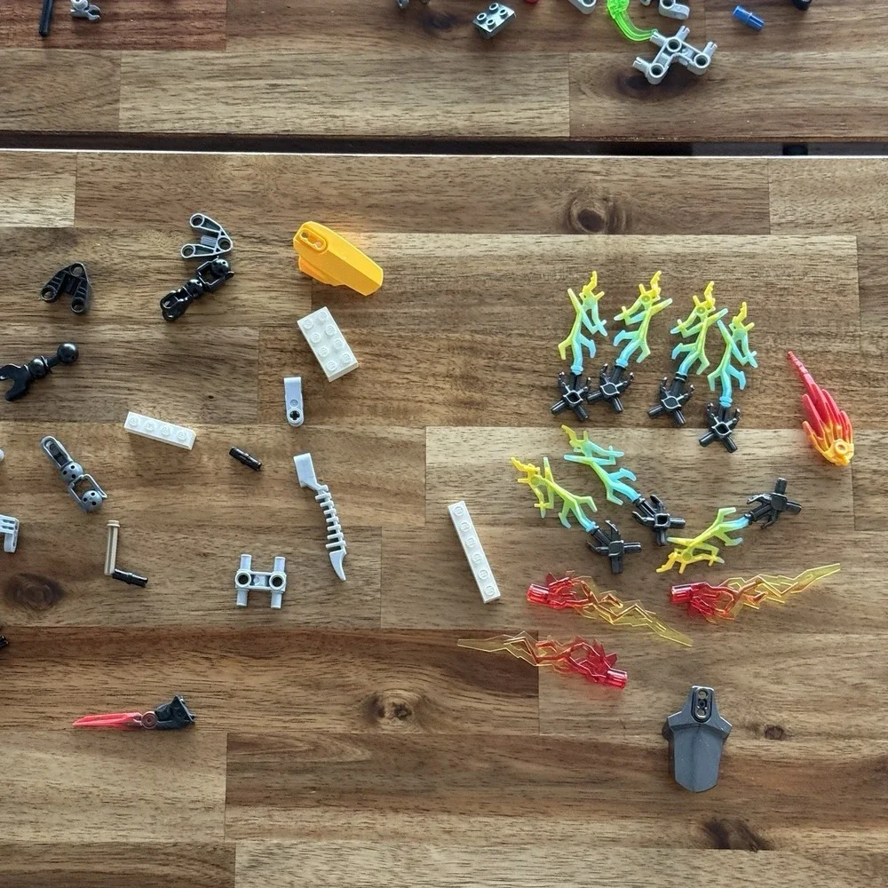 Lego more than